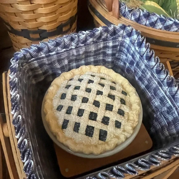 J.W. Longaberger Miniature Woven Basket Collection with Plaid Lining. - Picture 8 of 8